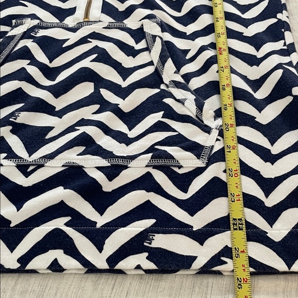 Lilly Pulitzer Navy and White Quarter Zip - Picture 11 of 11